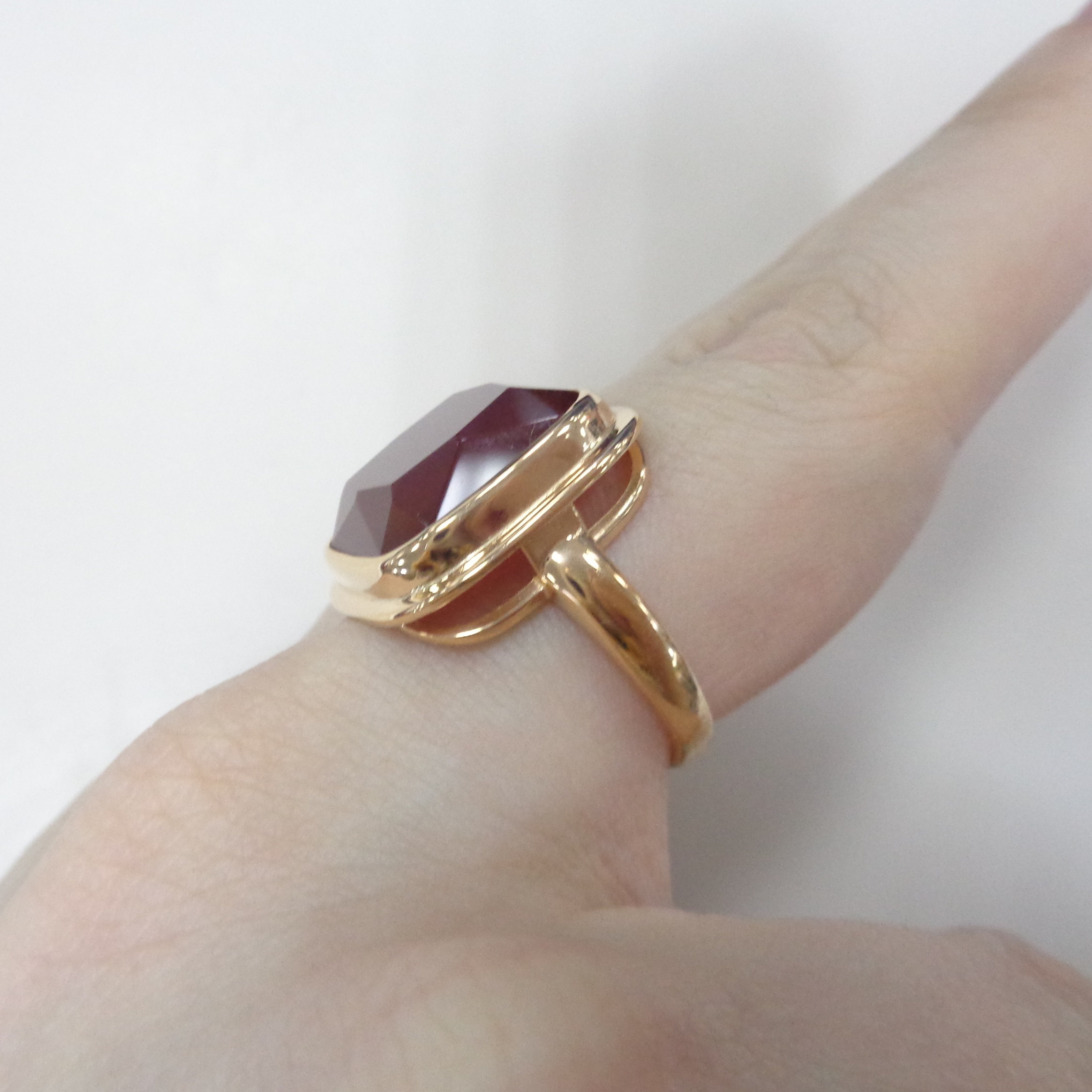 Серебряное кольцо с агатом